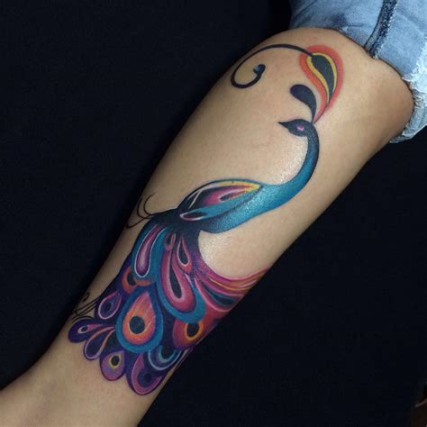 TATUAJES para MUJERES Diseños Femeninos。